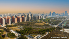 引领着行业迈向更